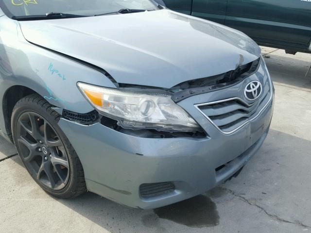 4T4BF3EK8BR108303 - 2011 TOYOTA CAMRY BASE TEAL photo 9