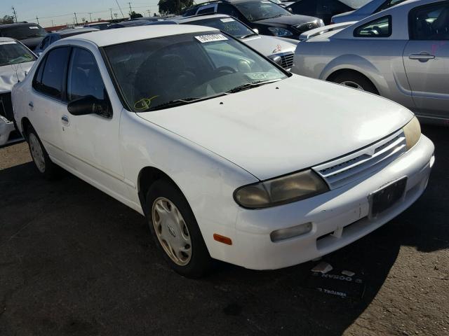 1N4BU31D8VC206338 - 1997 NISSAN ALTIMA XE WHITE photo 1