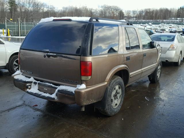 1GNDT13X13K185618 - 2003 CHEVROLET BLAZER BROWN photo 4