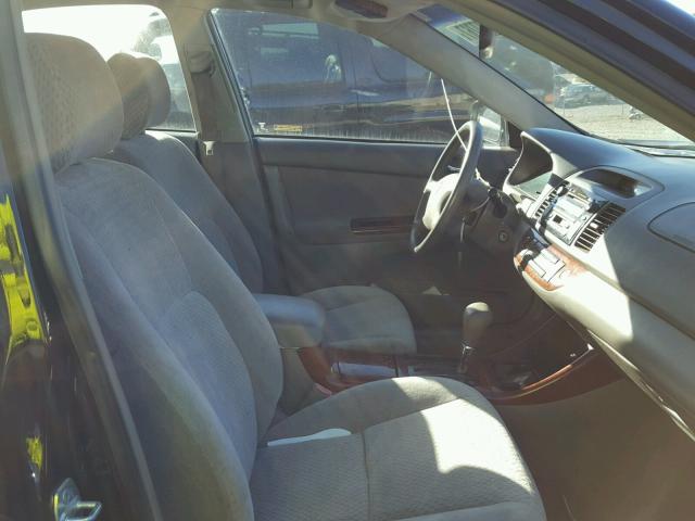 4T1BE32K33U124153 - 2003 TOYOTA CAMRY LE შავი ფოტო 5