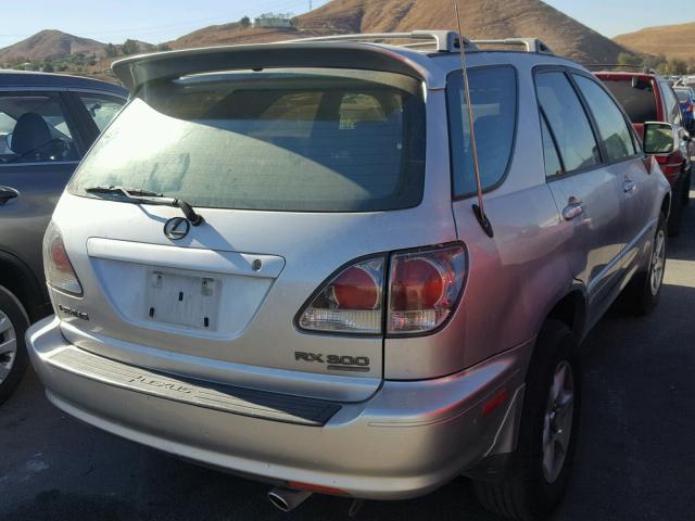 JTJGF10U710107020 - 2001 LEXUS RX 300 SILVER photo 4