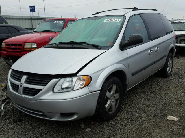 1D4GP45R46B571757 - 2006 DODGE CARAVAN SX SILVER photo 2