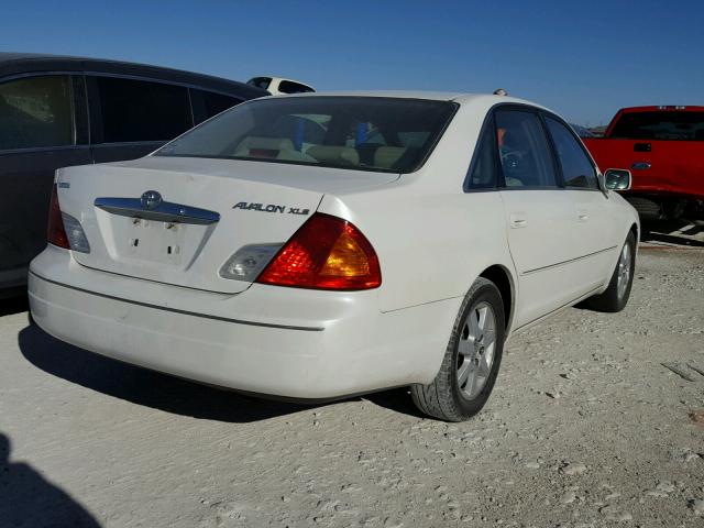 4T1BF28B8YU111694 - 2000 TOYOTA AVALON XL WHITE photo 4