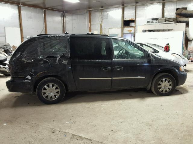 2A4GP54L37R310326 - 2007 CHRYSLER TOWN & COU BLACK photo 9