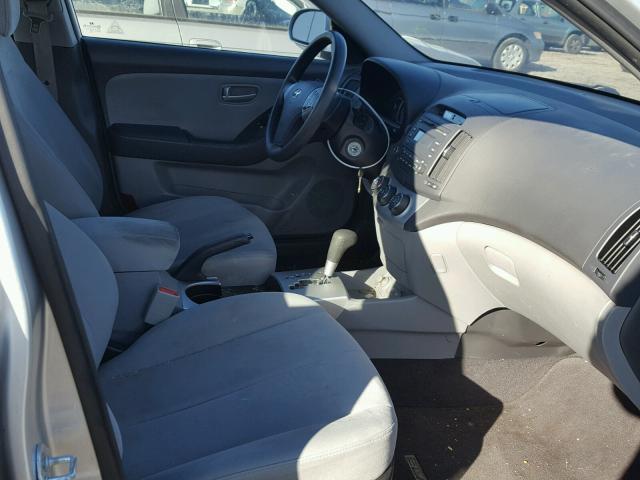 KMHDU46D08U489684 - 2008 HYUNDAI ELANTRA GL SILVER photo 5