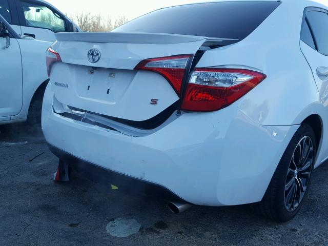 5YFBURHE0FP255876 - 2015 TOYOTA COROLLA L WHITE photo 9