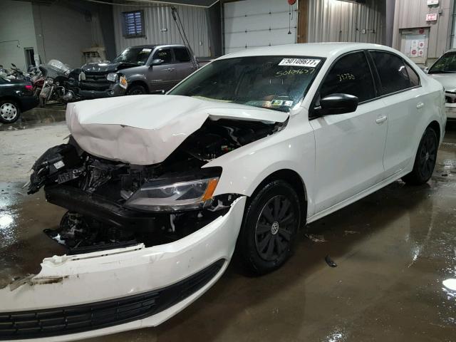 3VW2K7AJ4EM230175 - 2014 VOLKSWAGEN JETTA BASE 白色 照片 2