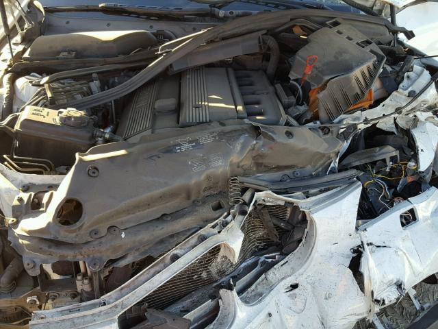 WBANA53524B848668 - 2004 BMW 525 I WHITE photo 7