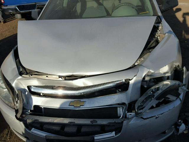 1G1ZB5E06CF303320 - 2012 CHEVROLET MALIBU LS 银色 照片 7