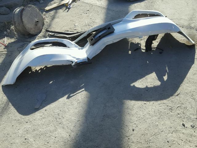 19UDE2F76HA012308 - 2017 ACURA ILX PREMIU WHITE photo 9