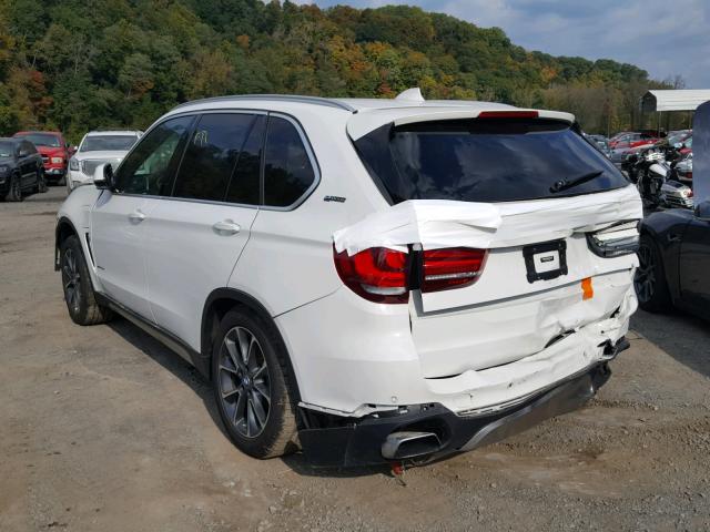 5UXKT0C56J0W00061 - 2018 BMW X5 XDR40E WHITE photo 3