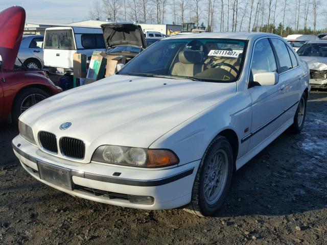 WBADM6349YGU23800 - 2000 BMW 528 I AUTO WHITE photo 2