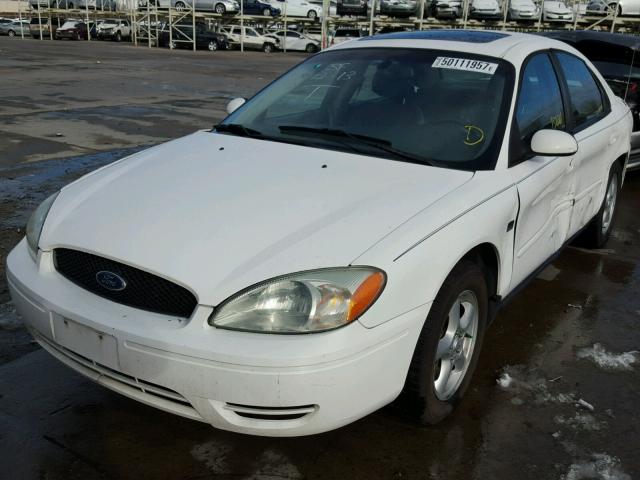 1FAFP55SX4A112095 - 2004 FORD TAURUS SES WHITE photo 2