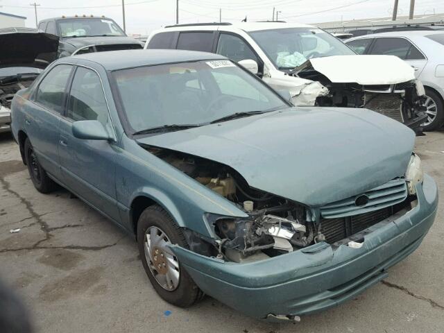 4T1BG22KXVU066601 - 1997 TOYOTA CAMRY CE GREEN photo 1