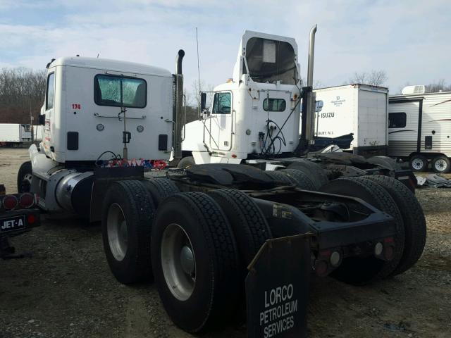 1XPBDP9X4GD358399 - 2016 PETERBILT 579 WHITE photo 3