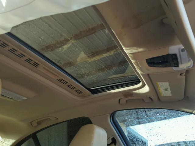 WBA3C3G51FNS75554 - 2015 BMW 320 I RED photo 9