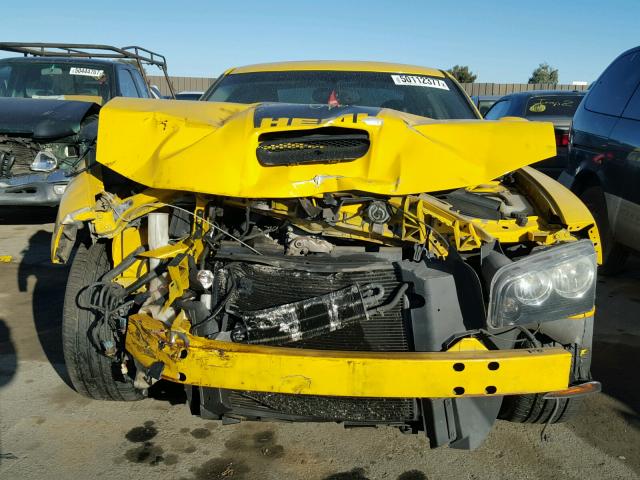 2B3KA73W27H638742 - 2007 DODGE CHARGER SR YELLOW photo 9