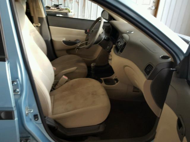 KMHCM46C49U292277 - 2009 HYUNDAI ACCENT GLS BLUE photo 5