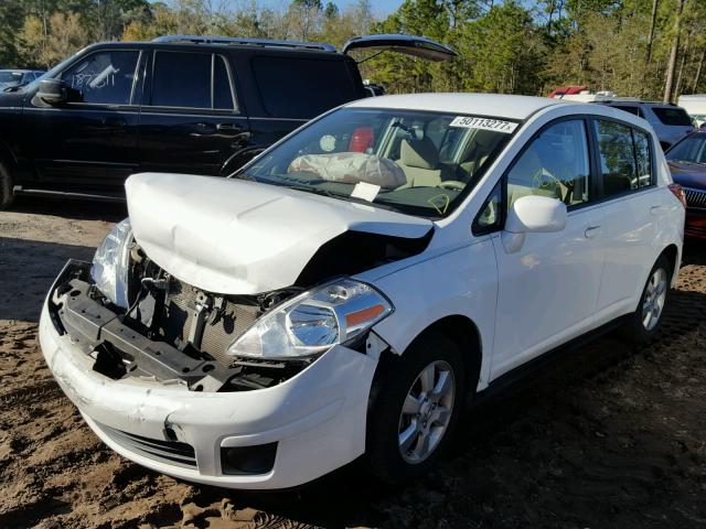 3N1BC1CP0CK273342 - 2012 NISSAN VERSA S WHITE photo 2