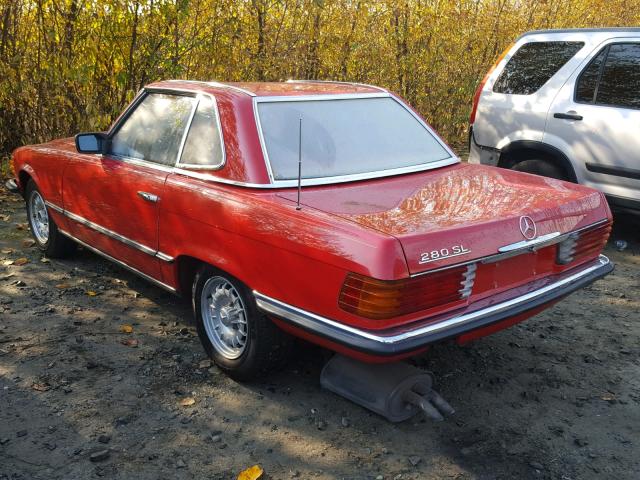 WDB1070421A026550 - 1985 MERCEDES-BENZ 280 RED photo 3