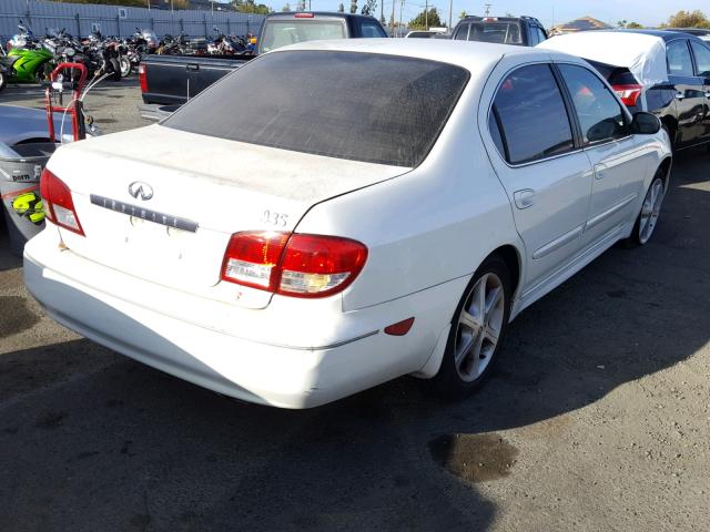 JNKDA31AX2T006136 - 2002 INFINITI I35 WHITE photo 4