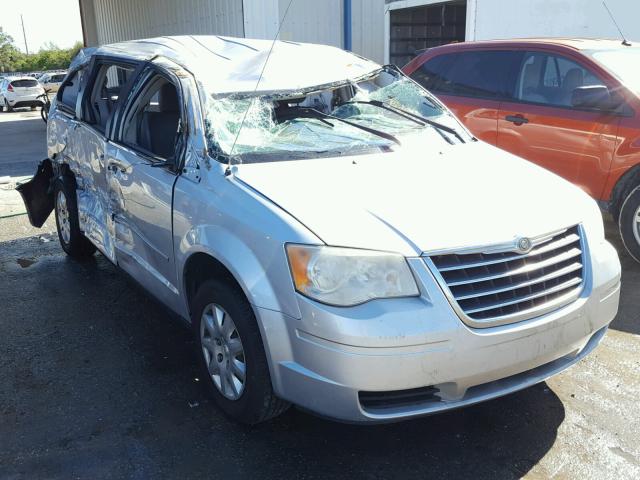 2A4RR4DE5AR186310 - 2010 CHRYSLER TOWN & COU SILVER photo 1