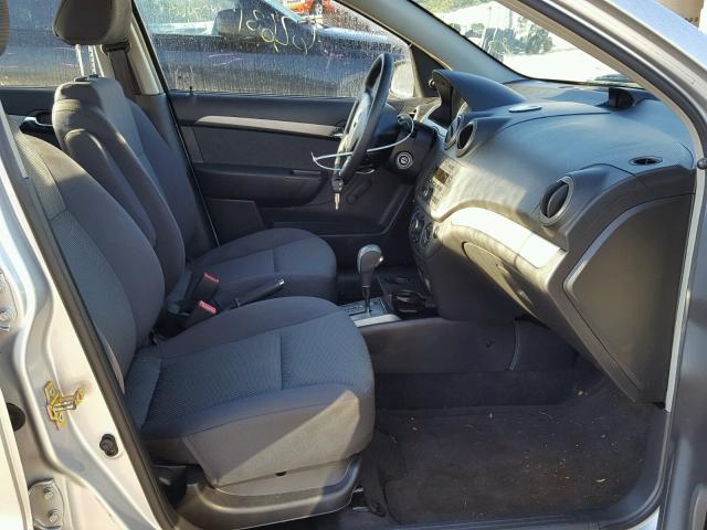 KL1TD56647B071590 - 2007 CHEVROLET AVEO BASE ვერცხლისფერი ფოტო 5