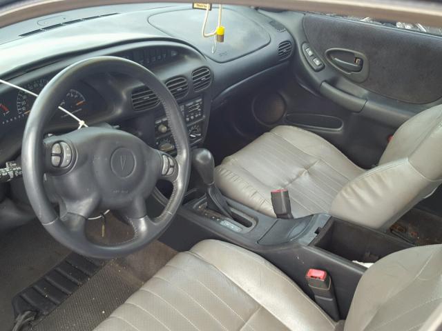 1G2WP52K12F217269 - 2002 PONTIAC GRAND PRIX RED photo 5