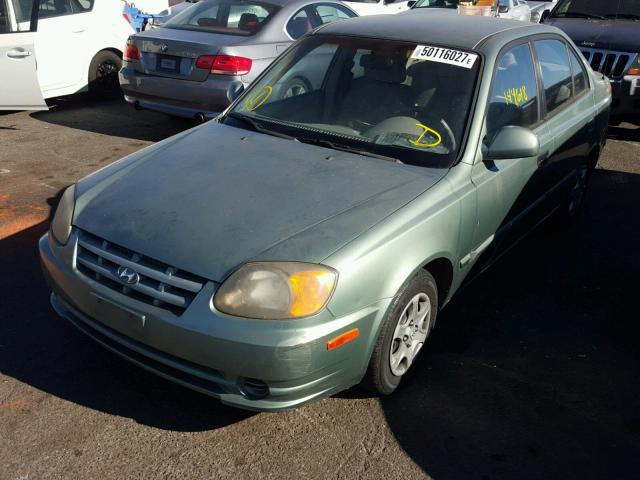 KMHCG45C34U557885 - 2004 HYUNDAI ACCENT GL GREEN photo 2