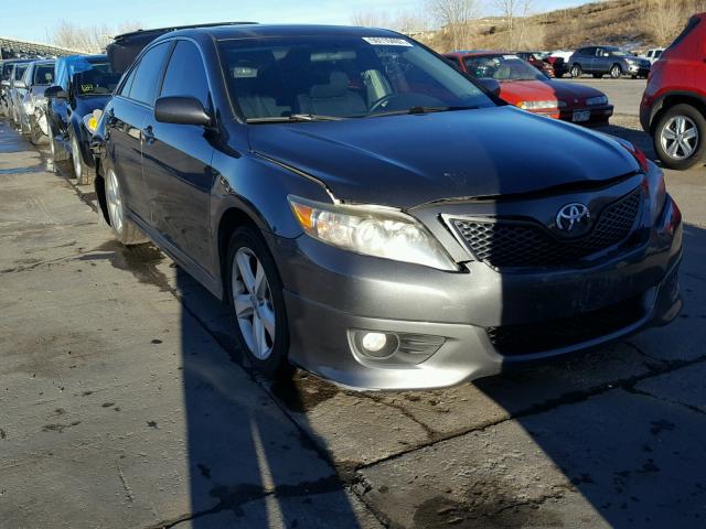 4T1BF3EK5BU214556 - 2011 TOYOTA CAMRY BASE GRAY photo 1