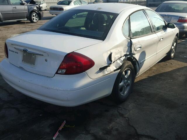 1FAFP55U51A104760 - 2001 FORD TAURUS SES WHITE photo 4