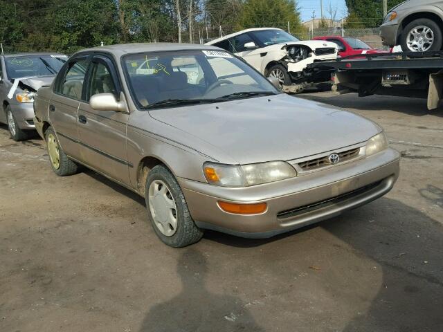 1NXBB02E0TZ379571 - 1996 TOYOTA COROLLA DX GOLD photo 1