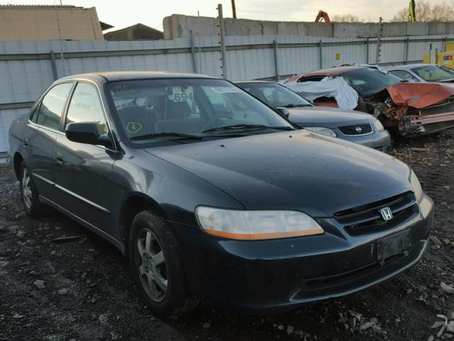 1HGCG6692YA138647 - 2000 HONDA ACCORD SE GREEN photo 1