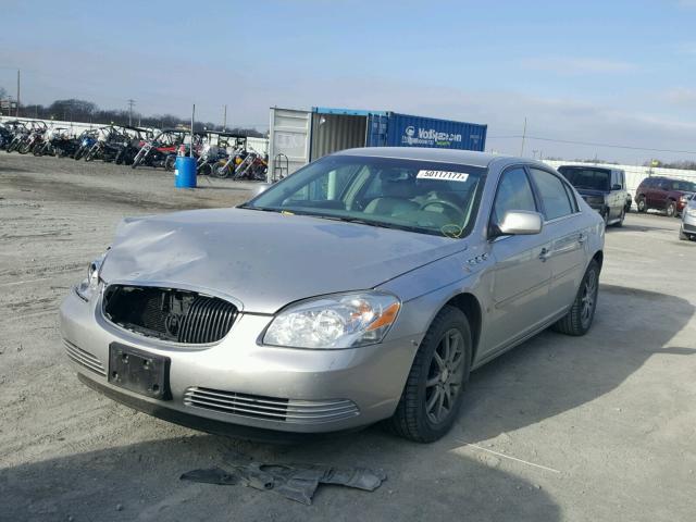 1G4HD57227U216068 - 2007 BUICK LUCERNE CX SILVER photo 2