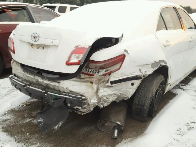4T1BF3EK0AU518490 - 2010 TOYOTA CAMRY BASE WHITE photo 9