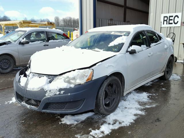 1G2ZA5E04A4145454 - 2010 PONTIAC G6 WHITE photo 2