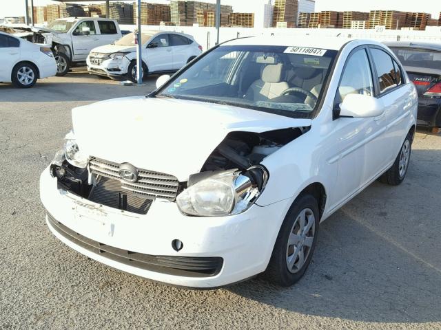 KMHCN46C58U190739 - 2008 HYUNDAI ACCENT GLS WHITE photo 2