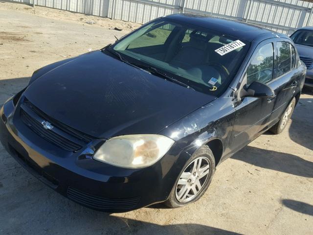 1G1AL52F557581321 - 2005 CHEVROLET COBALT LS BLACK photo 2