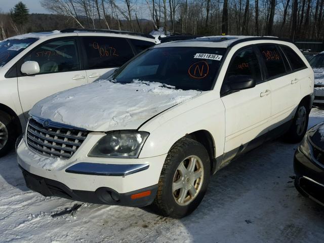 2C8GF68494R641374 - 2004 CHRYSLER PACIFICA WHITE photo 2