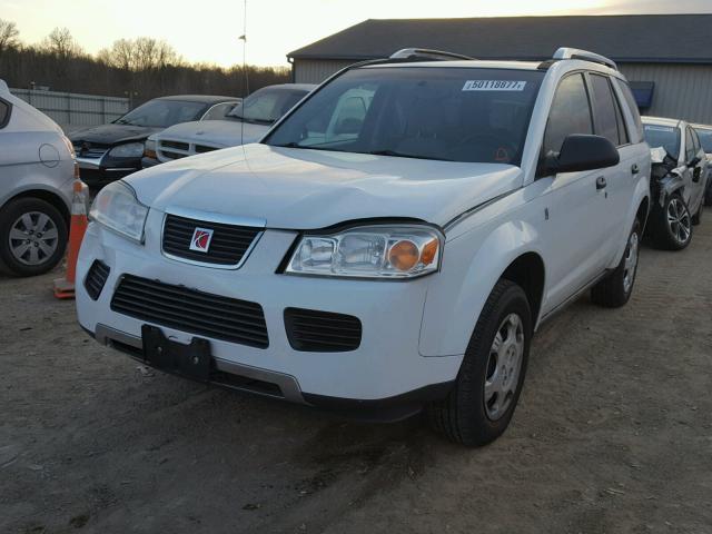 5GZCZ33D16S881113 - 2006 SATURN VUE WHITE photo 2