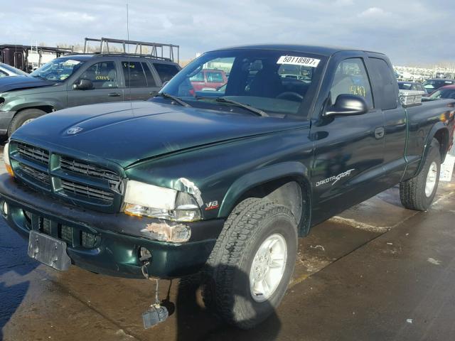 1B7GG22Y9XS227288 - 1999 DODGE DAKOTA GREEN photo 2