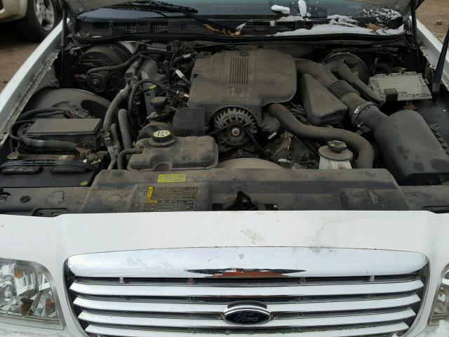 2FAFP74WX5X135949 - 2005 FORD CROWN VICT WHITE photo 7