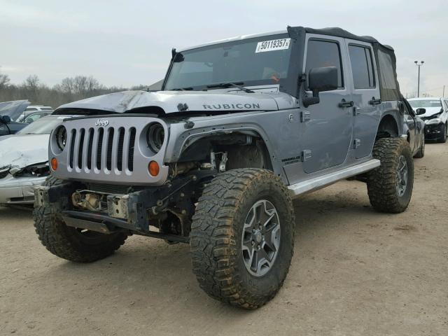 1C4HJWFG3DL608333 - 2013 JEEP WRANGLER U SILVER photo 2