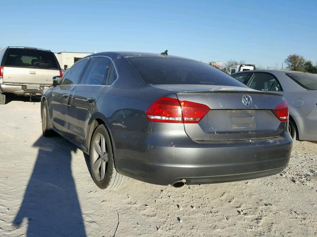 1VWBP7A37DC026960 - 2013 VOLKSWAGEN PASSAT SE GRAY photo 3