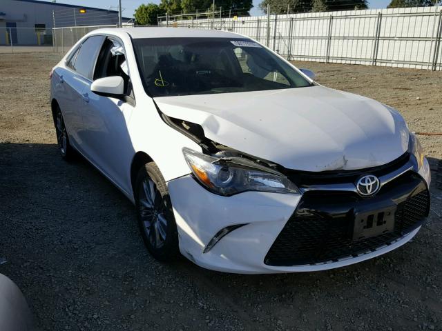 4T1BF1FK9FU033680 - 2015 TOYOTA CAMRY LE WHITE photo 1