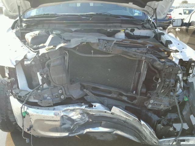 1C6RR6GG7DS513623 - 2013 RAM 1500 SLT WHITE photo 7