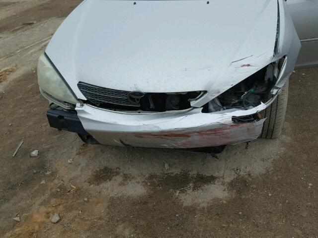 4T1BE32K93U762620 - 2003 TOYOTA CAMRY LE 银色 照片 7