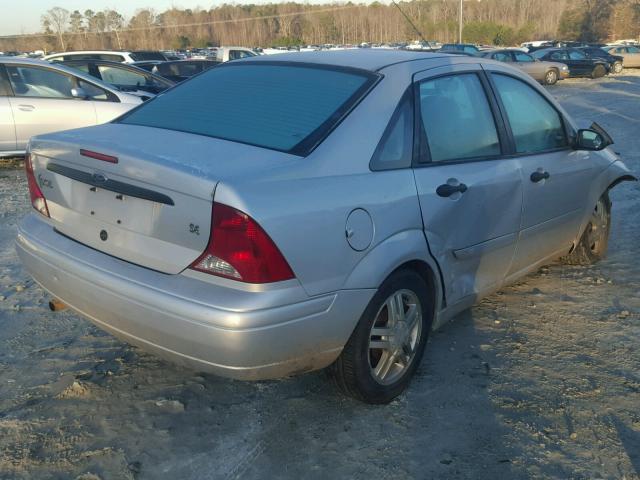 1FAFP34P53W114419 - 2003 FORD FOCUS SE SILVER photo 4