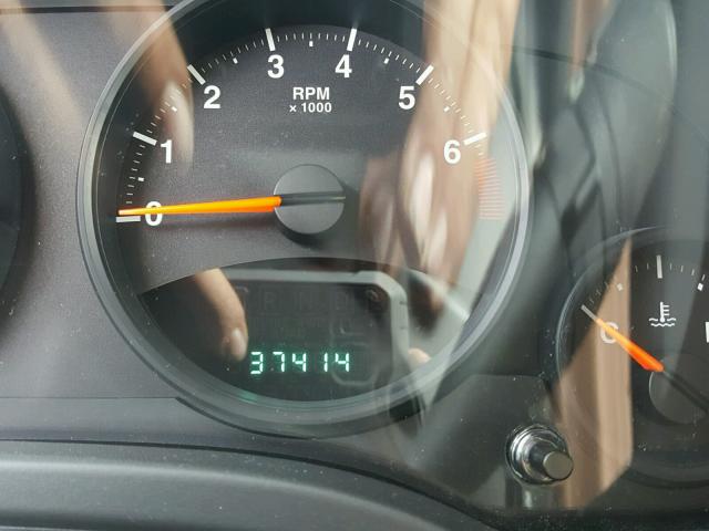 1J4NF1FB3AD675574 - 2010 JEEP COMPASS SP SILVER photo 8