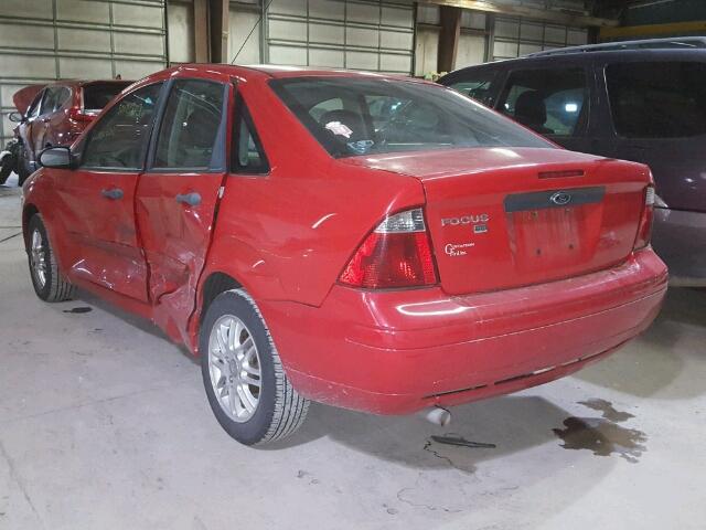 1FAFP34N37W123740 - 2007 FORD FOCUS ZX4 RED photo 3